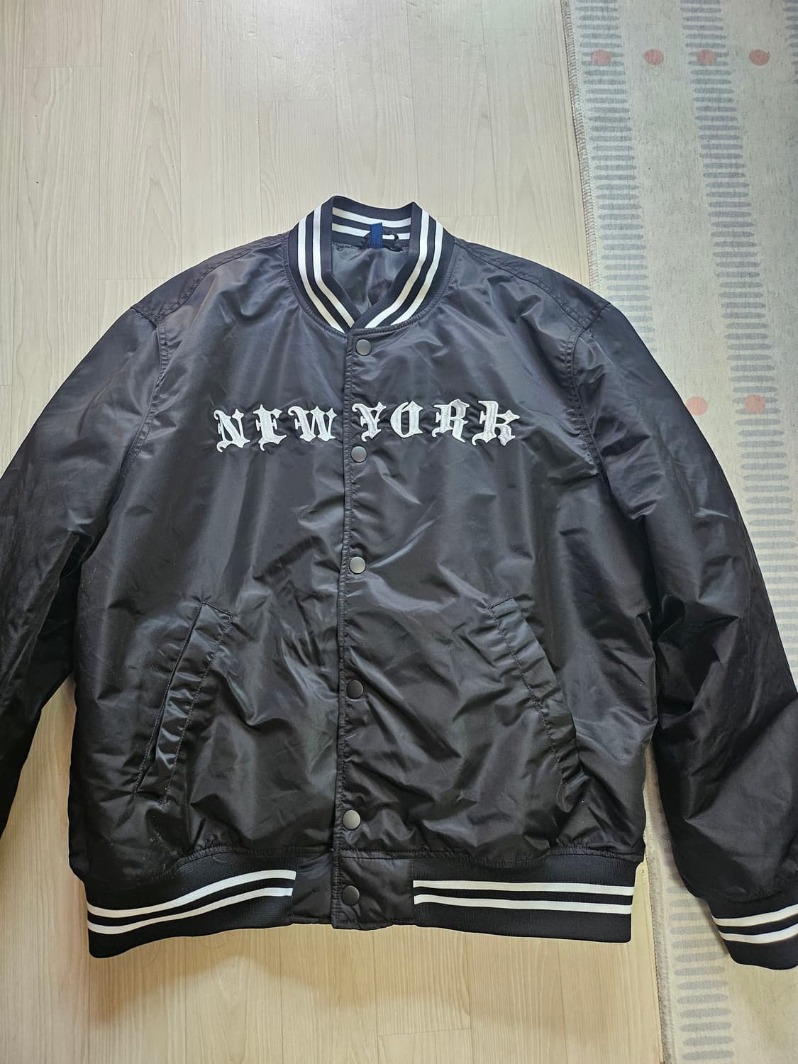 뉴욕 자수 바시티 상품이미지1