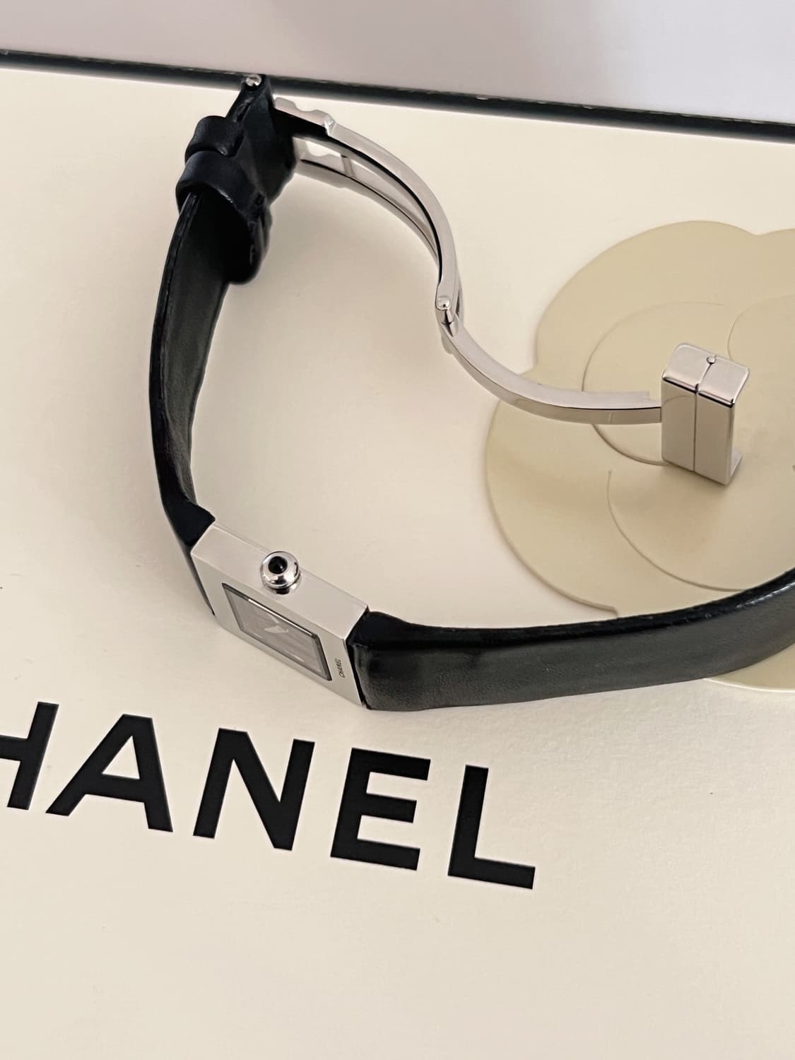 CHANEL 마트라세 레더 스트랩 샤넬 시계 상품이미지6