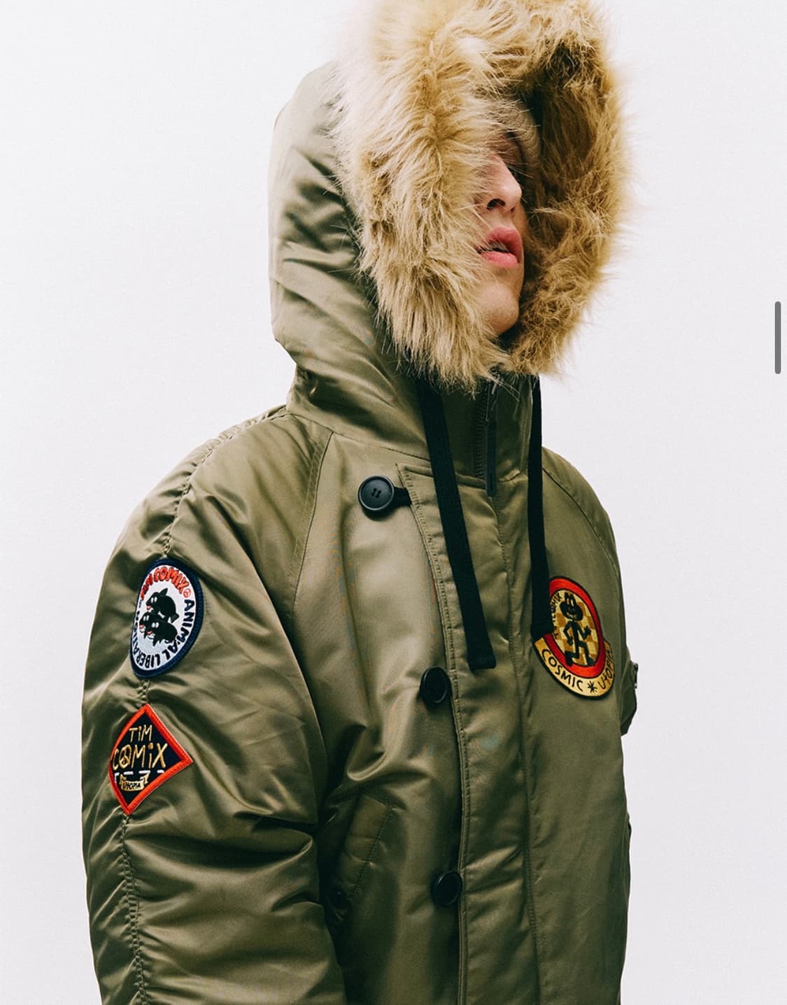 팀코믹스 패치드 MA-1 후디드 덱 점퍼 상품이미지3