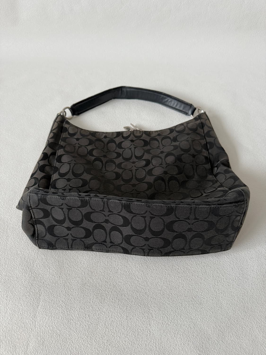 코치(COACH) 모노그램 숄더백 상품이미지4