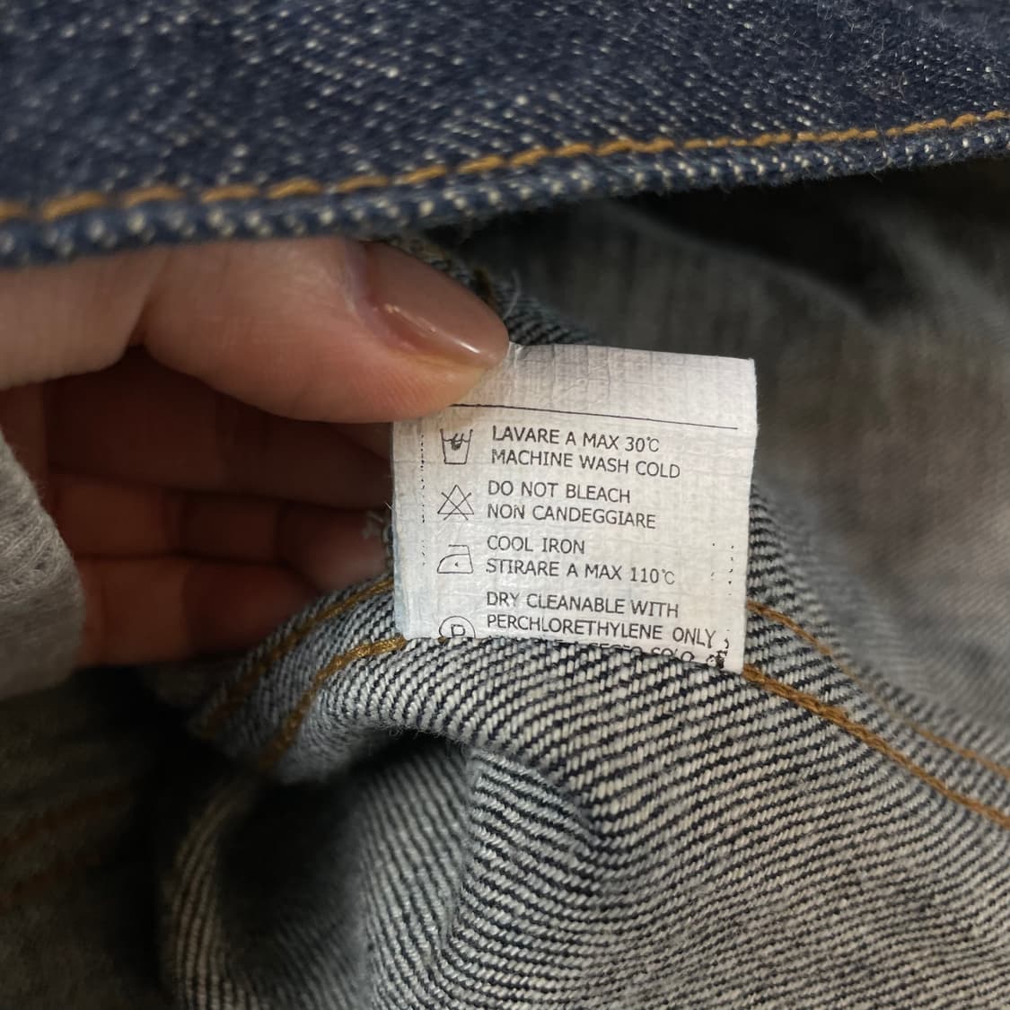 카본 진청 디테일 투포켓 데님 자켓 상품이미지6