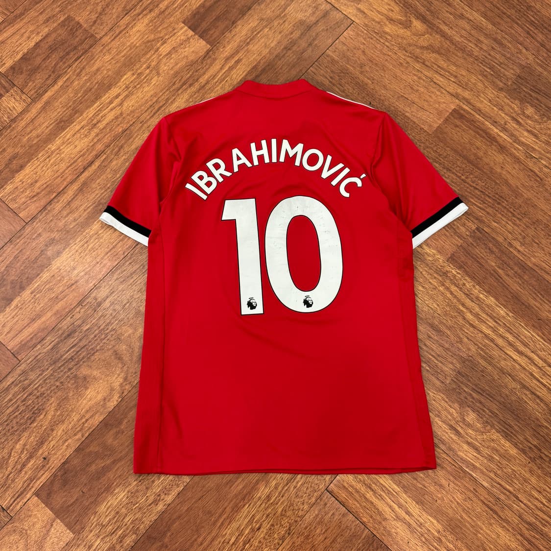 105 아디다스 맨체스터유나이티드 맨유 17-18시즌 홈 유니폼(즐라탄) 상품이미지2