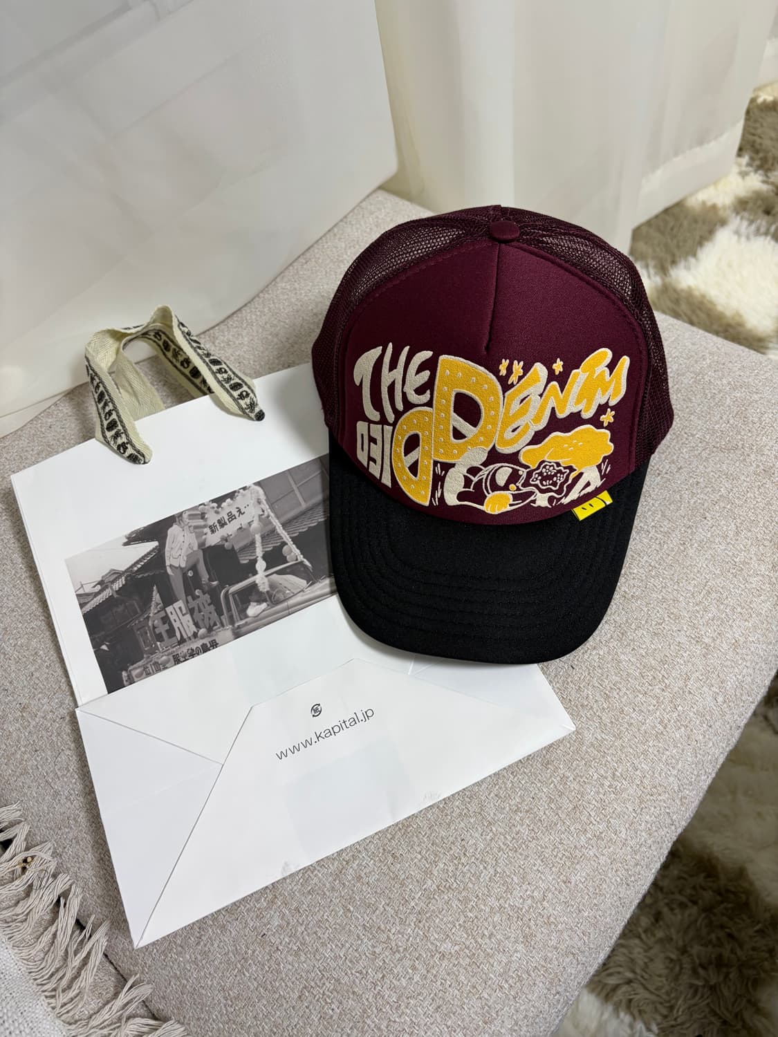 (1회착 새상품퀄) 캐피탈 더 데님 다이드 프린트 트러커 캡 (버건디 상품이미지7