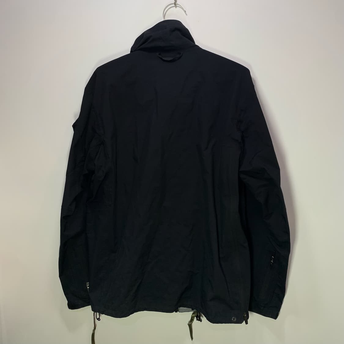 아크로님 고아택스 블랙 바람막이 상품이미지3