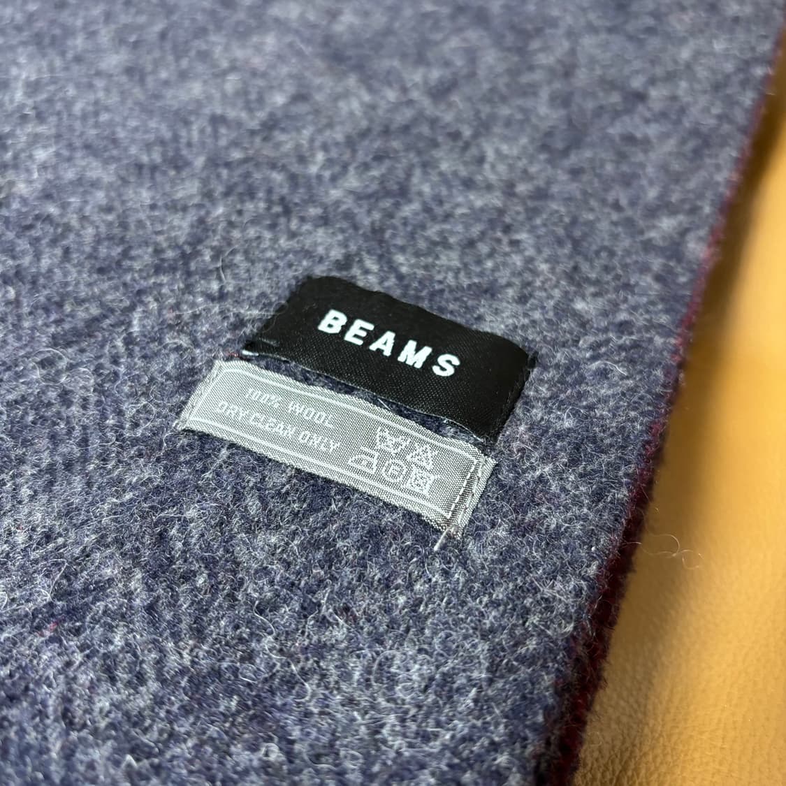 Beams 빔즈 하운드투스 그레이 머플러 목도리 Gray/Burgundy 상품이미지2