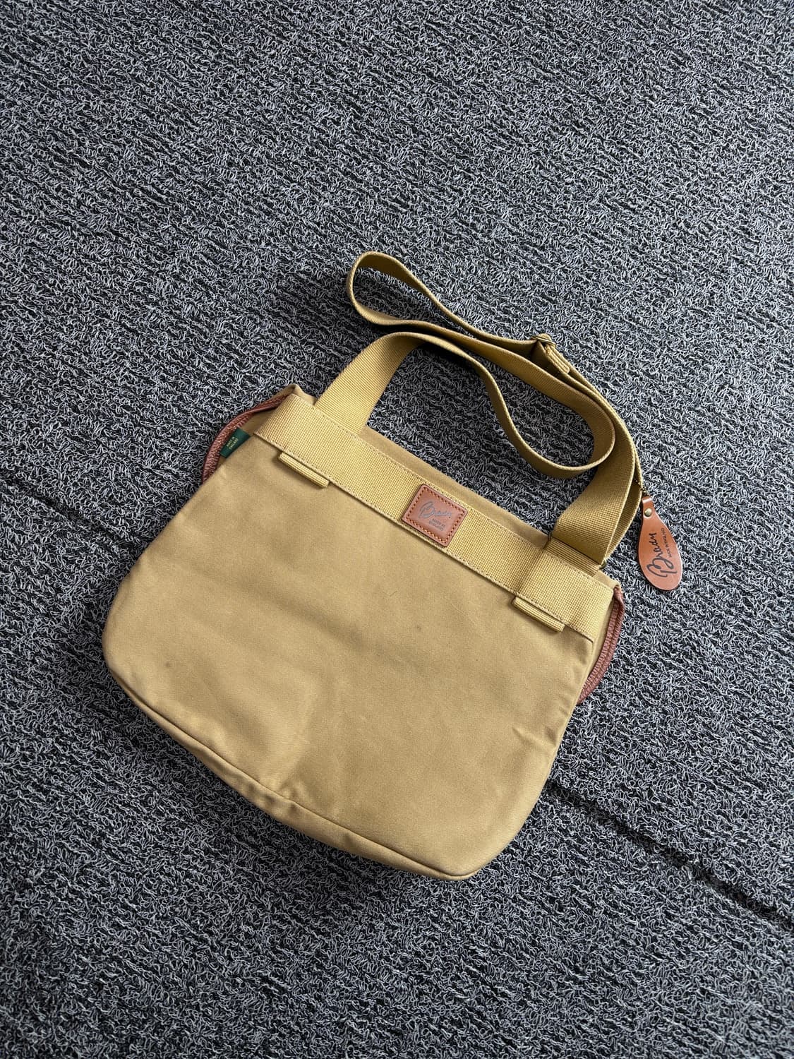 브레디백 영국 UK 오리지날 에이번 크로스 백 3481 상품이미지1