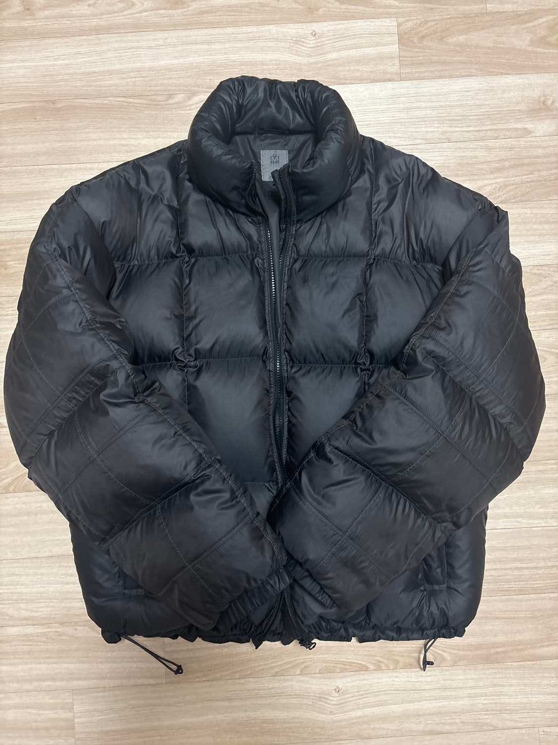 [4] 폴리테루 패치드 집 다운 다크 차콜 상품이미지1