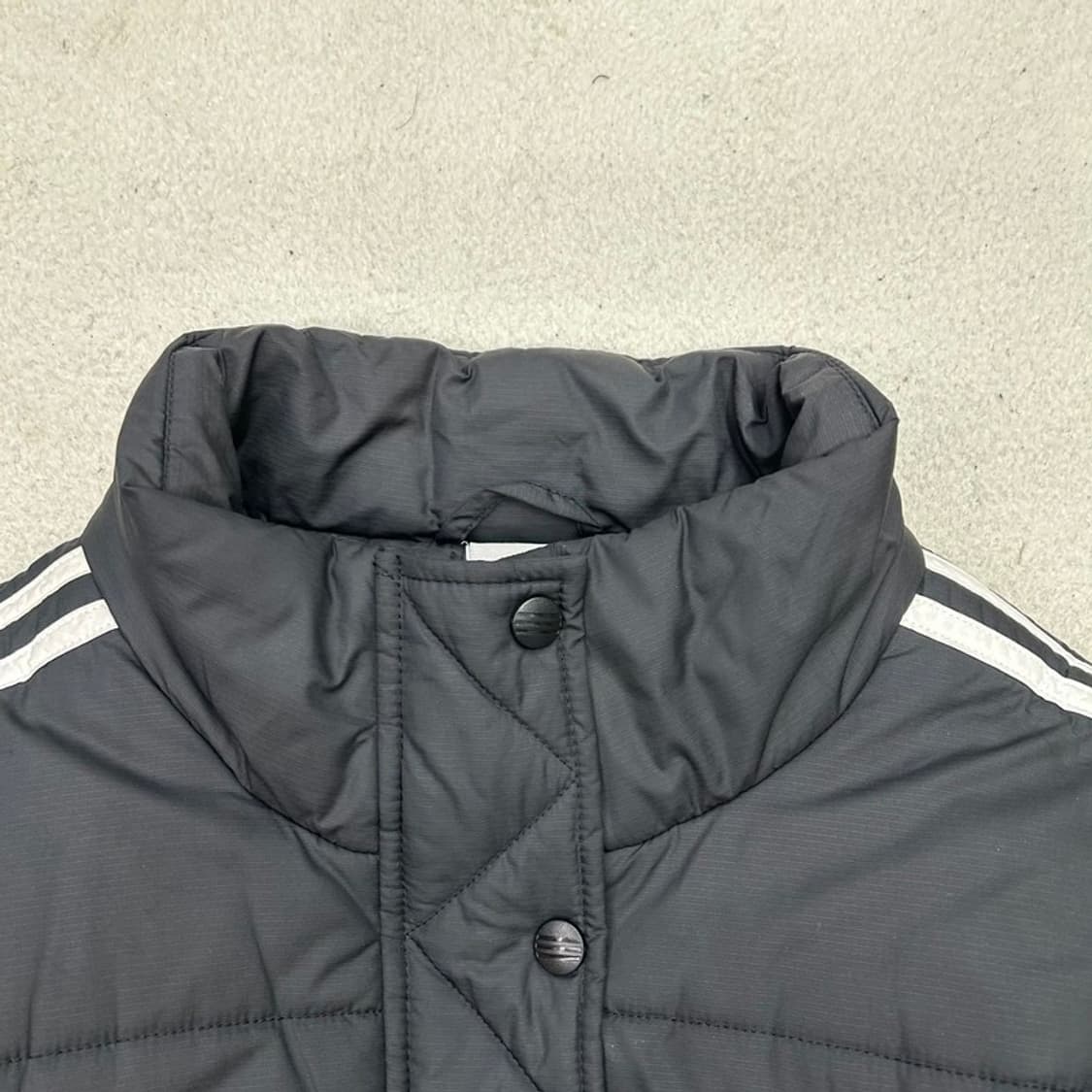 아디다스 숏패딩 100 상품이미지4