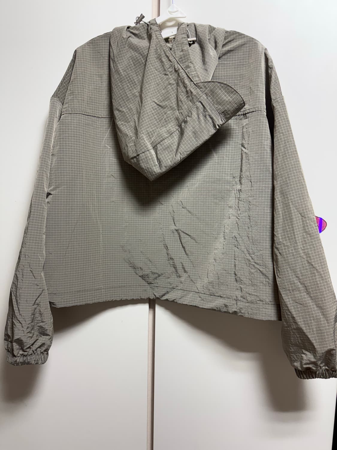 플리즈프로젝트 LIGHT WIND SHELL JACKET, TAUPE 상품이미지10