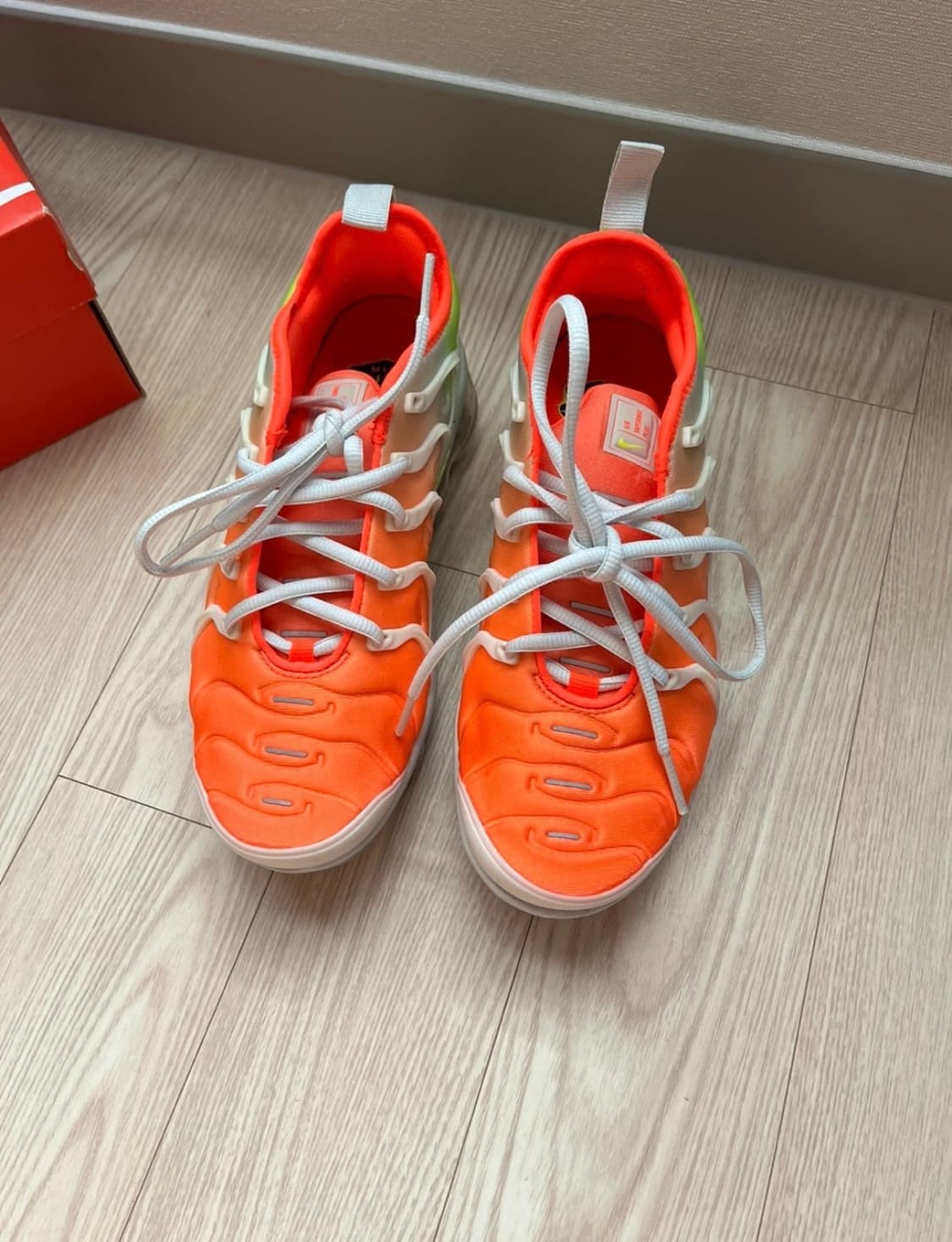 나이키 베이퍼맥스플러스 230cm nike vapormax plus 상품이미지5