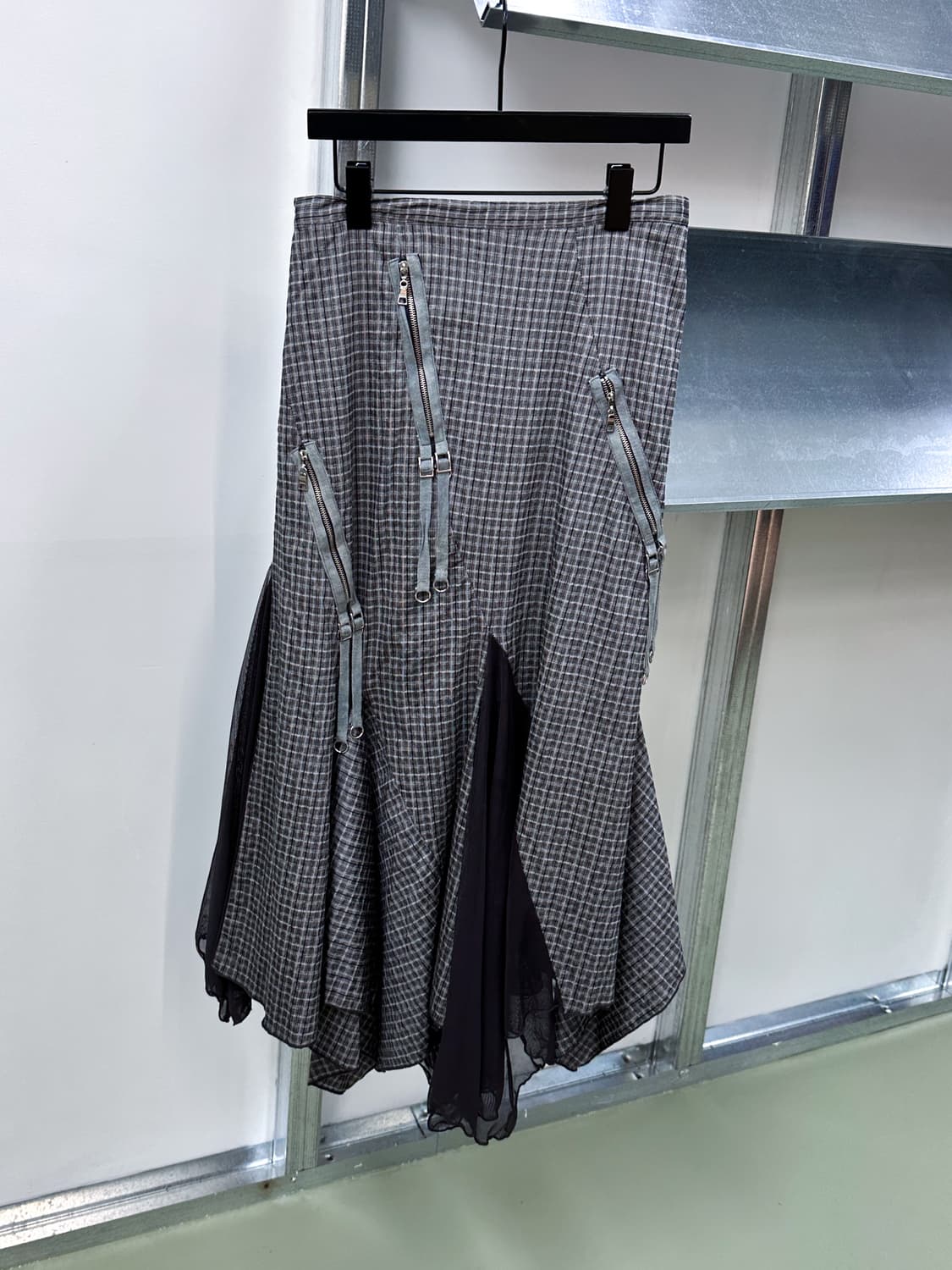 gray check mesh pannel unbalanced skirt 상품이미지5