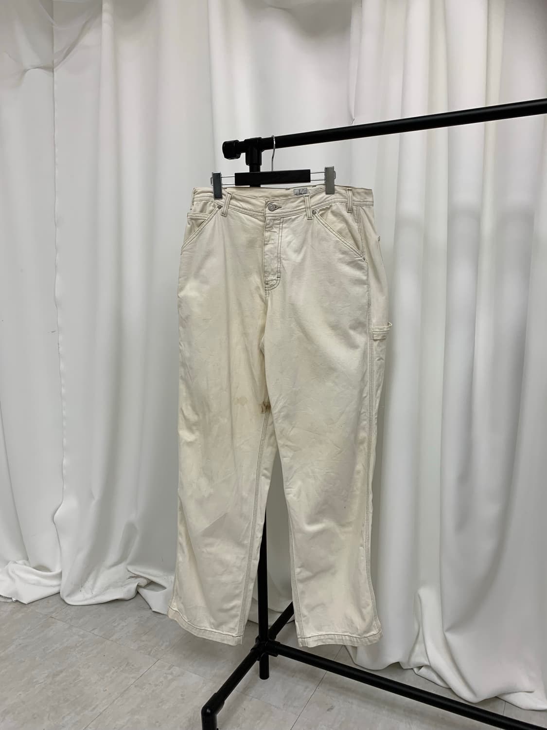 캘빈클라인 화이트 카펜터진 상품이미지2