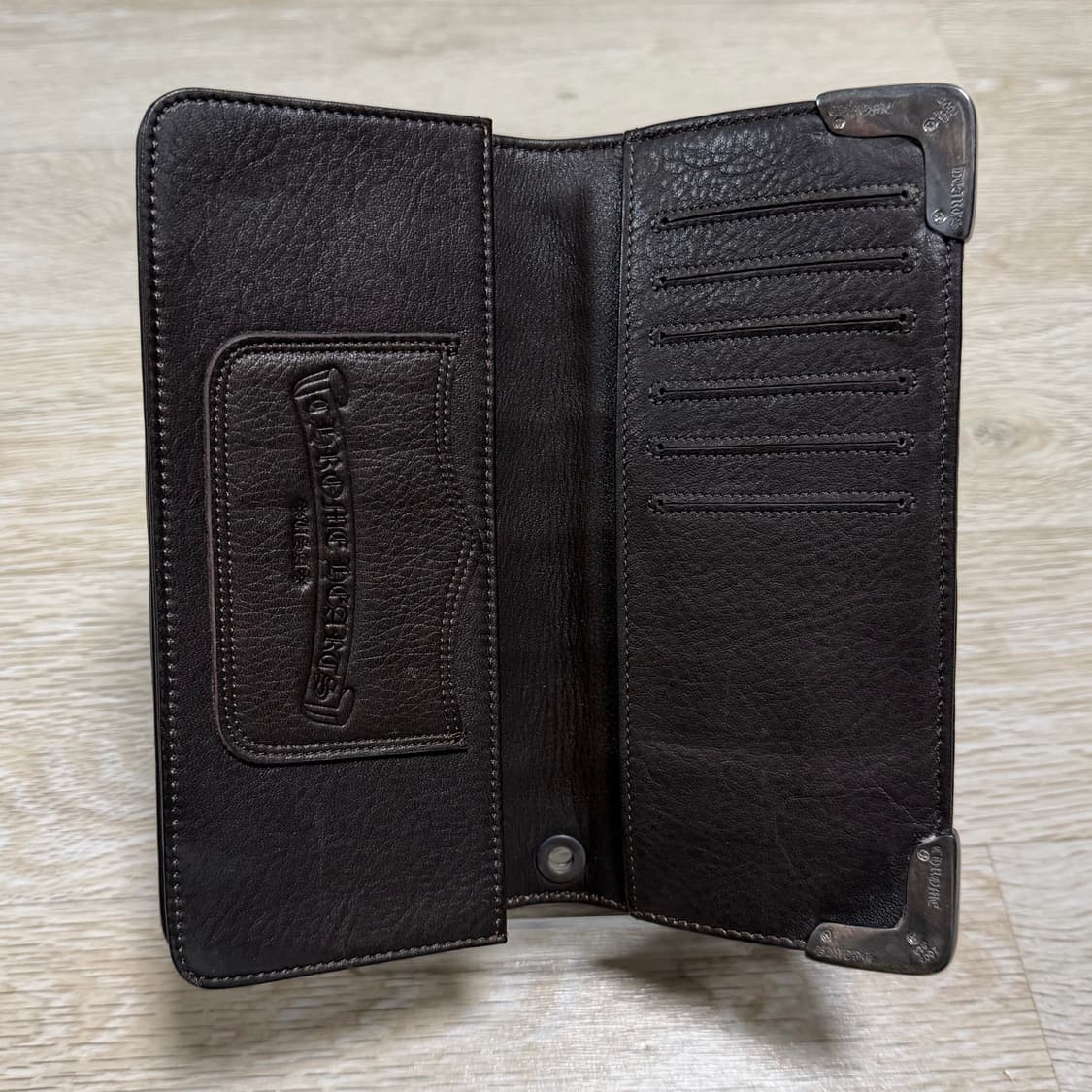 [정품/OS] 크롬하츠 악어가죽 장지갑 다크 브라운 상품이미지8