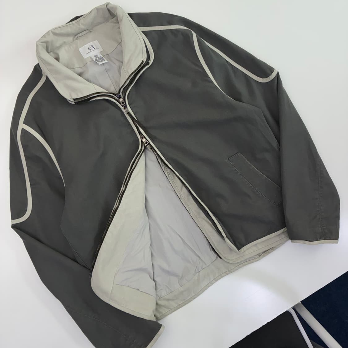 Armani Exchange 알미니 엑체인지 2-way 그레이 자켓 상품이미지4