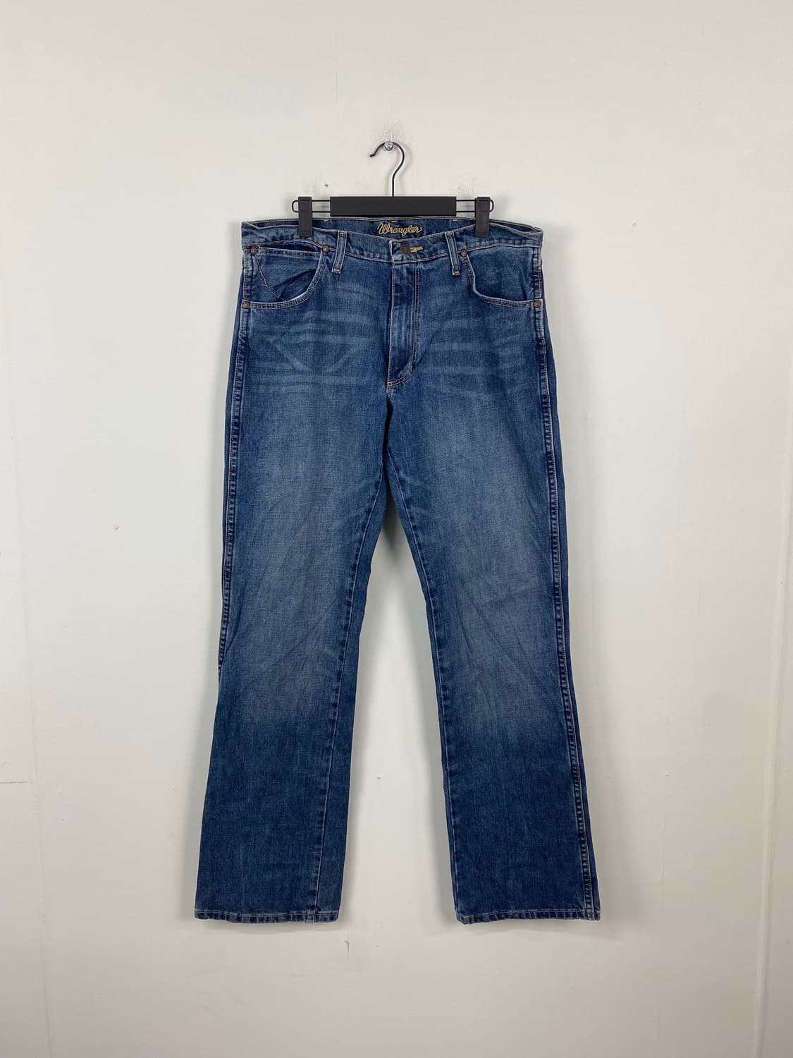 랭글러 워싱 데님팬츠 부츠컷 35x34 <610> 상품이미지1