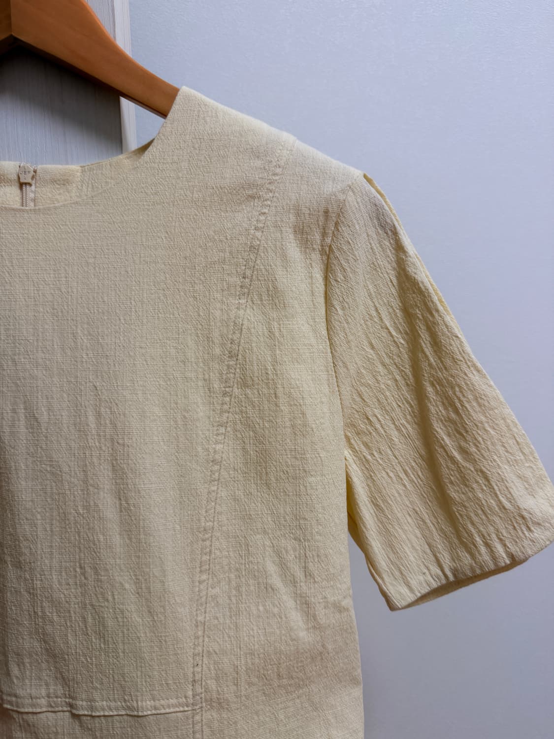 연노랑 반팔 원피스 판매합니다  상품이미지4