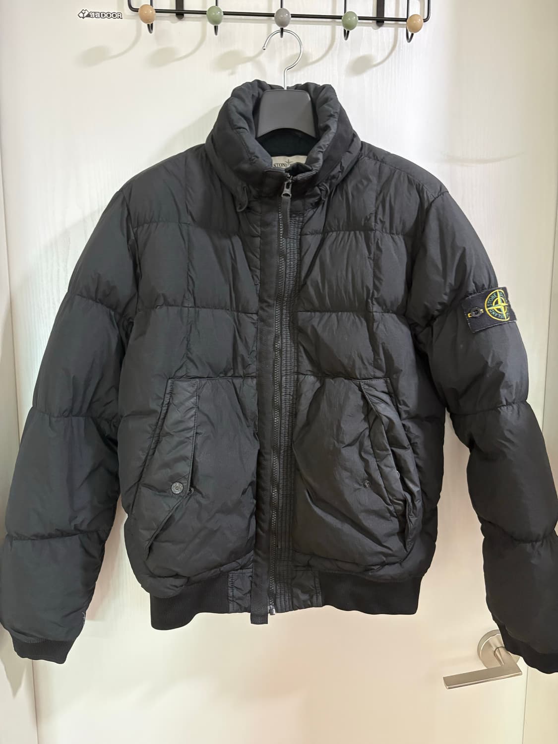 스톤아일랜드 크링클랩스 패딩 17fw 블랙 m 상품이미지1