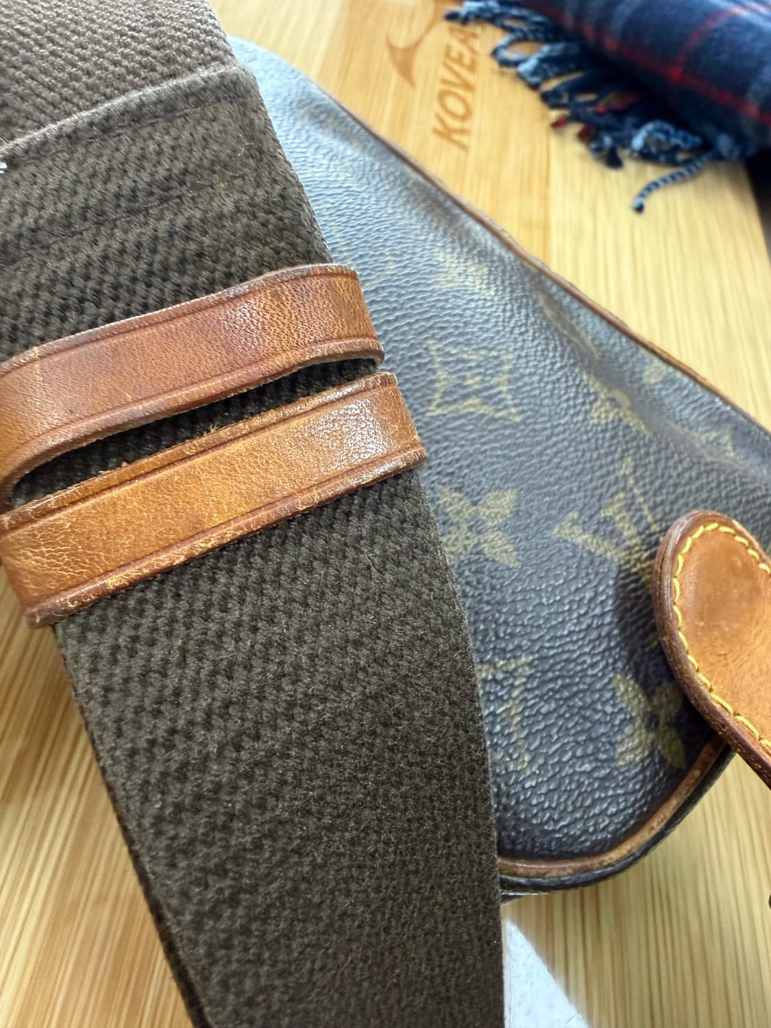 루이비통 모노그램 겐지 힙색 강쥐 웨이스트 크로스 상품이미지4