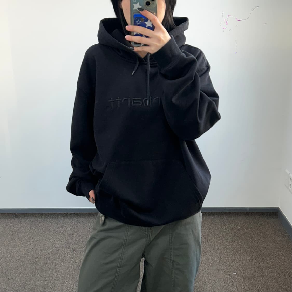 Carhartt 칼하트 블랙 자수로고 블랙 후드티 상품이미지1