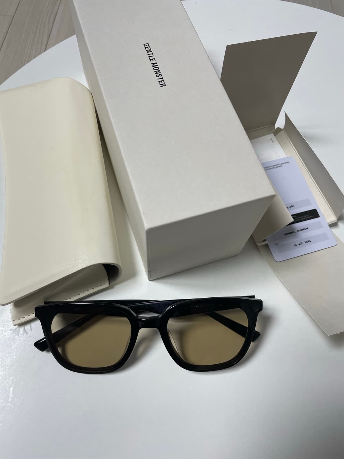 젠틀몬스터 릴리트 LILIT 01(BR) 선글라스 상품이미지1