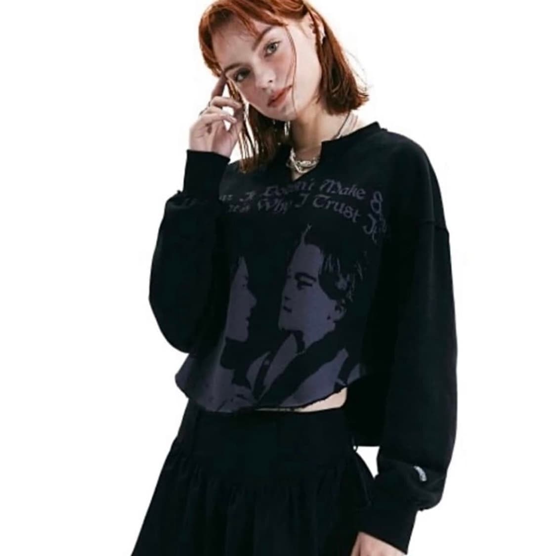 스컬프터 SCULPTOR 타이타닉 크롭 맨투맨 블랙 상품이미지2