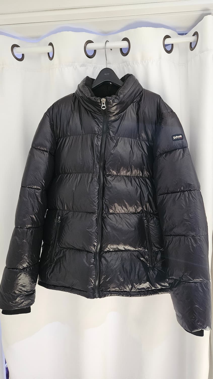 Schott NYC 유광 블랙 패딩 상품이미지1