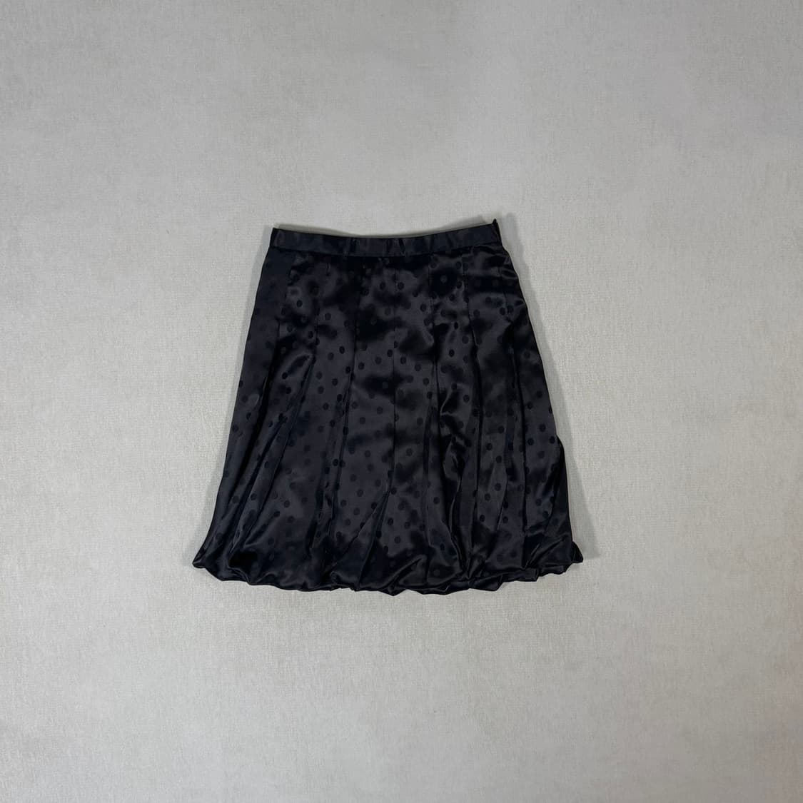 Dot 3D Voluminous Black Skirt  상품이미지1
