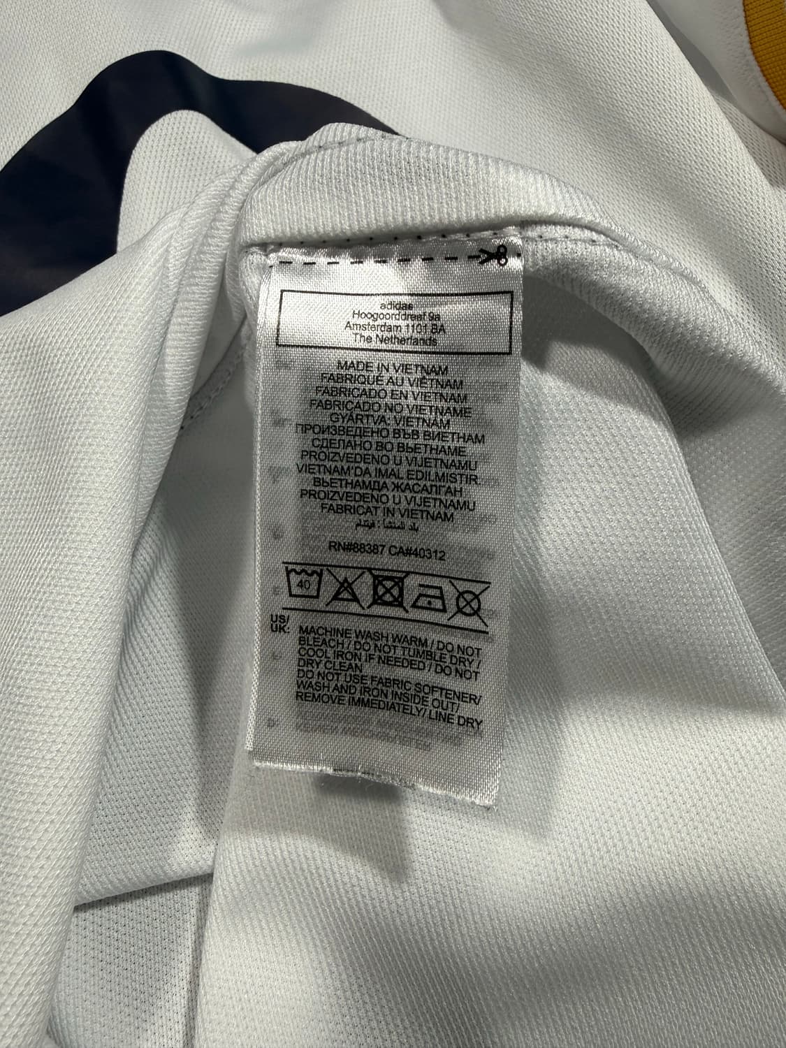 Adidas Real Madrid 아디다스 23-24시즌 모드리치 유니폼 상품이미지5