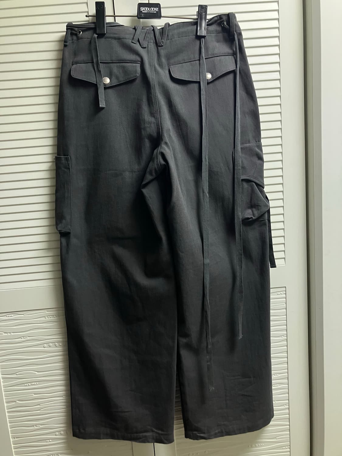 NACHE STRAP WIDE CARGO PANTS (UNISEX)  상품이미지3