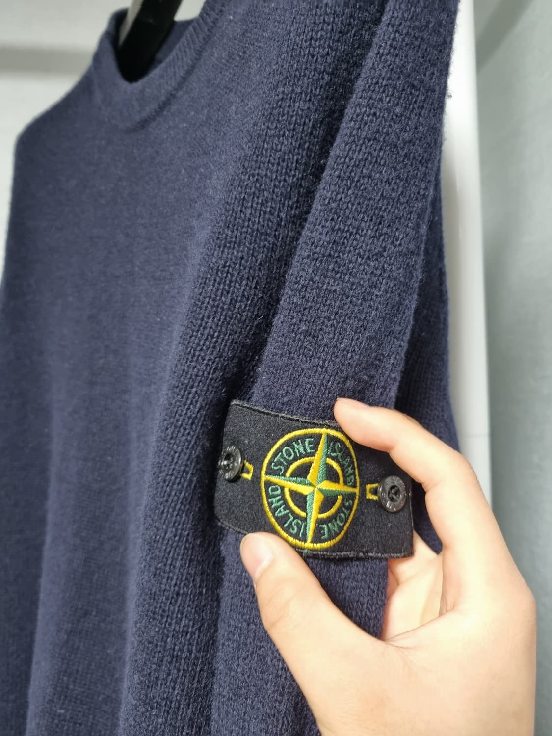 스톤아일랜드 네이비 니트 상품이미지3