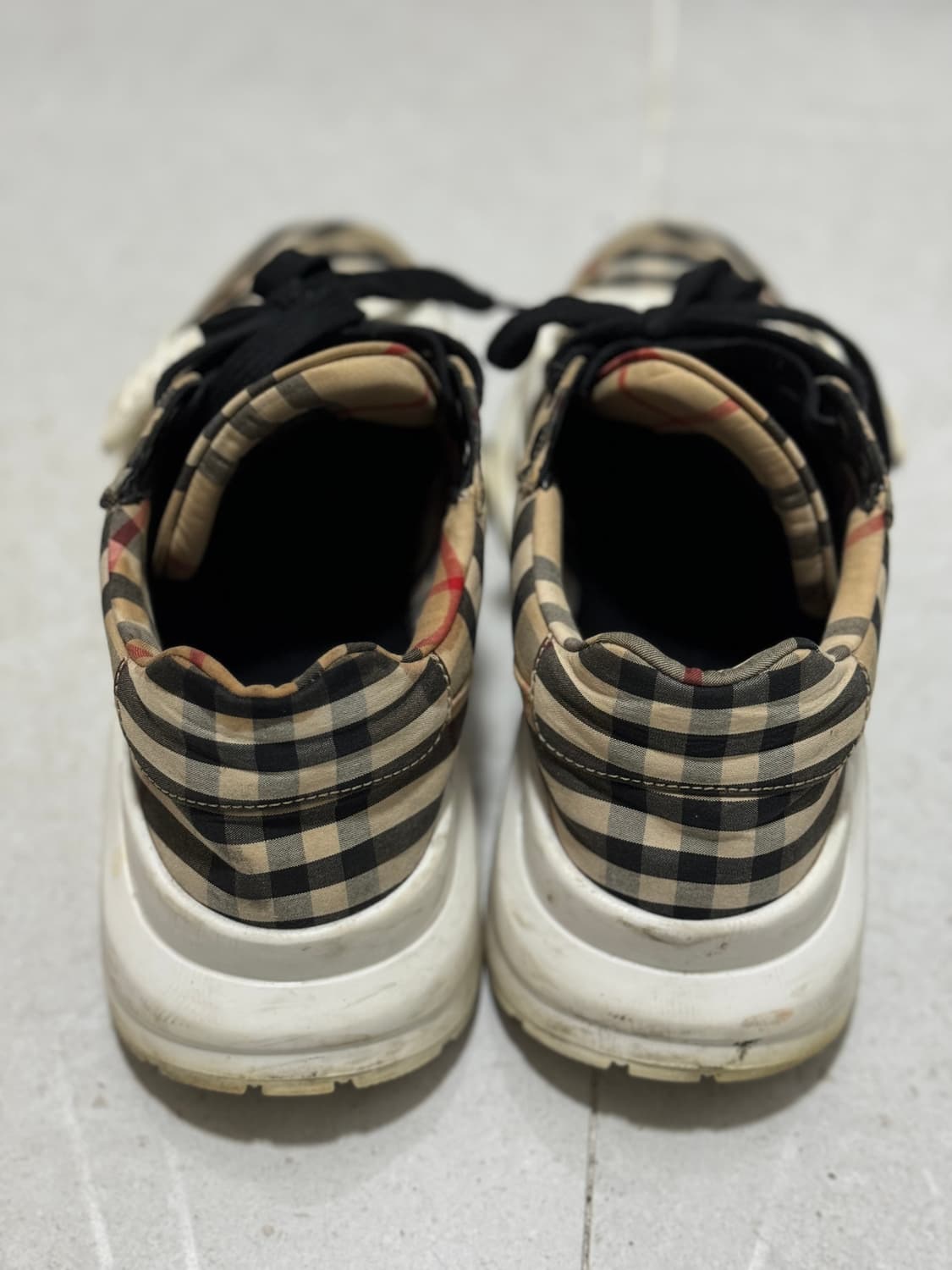 버버리 스니커즈 39 상품이미지3