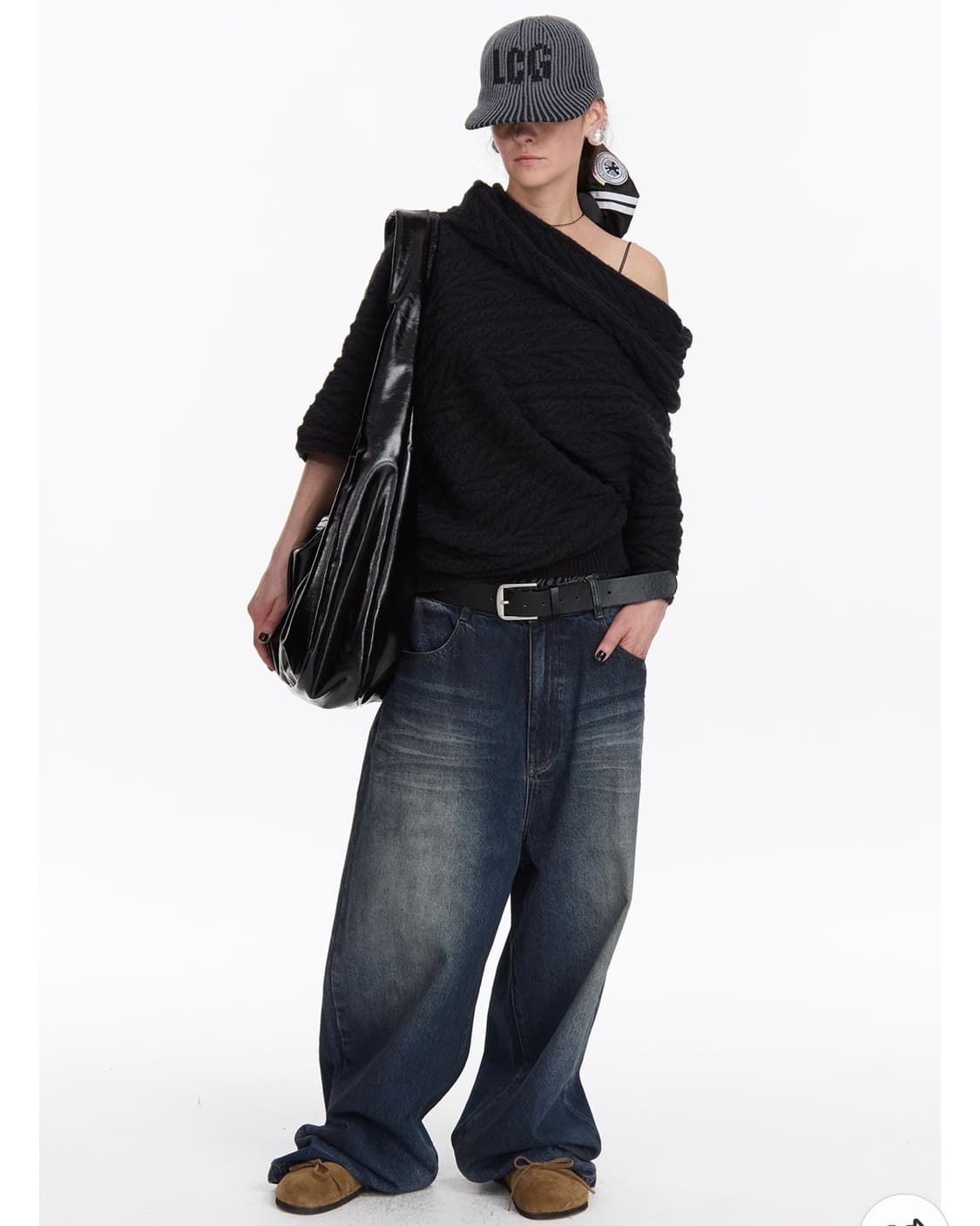 Off shoulder cable knit sweater 상품이미지3