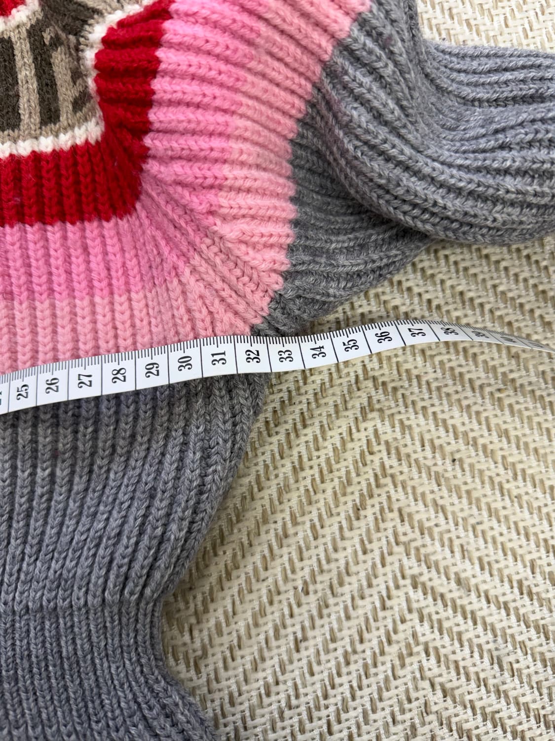 정품) 펜디 키즈 FF 로고 니트 원피스 120 상품이미지8