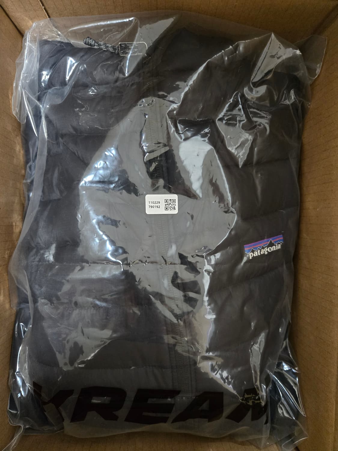 (새상품)파타고니아 다운스웨터 경량패딩 블랙 M사이즈 상품이미지6