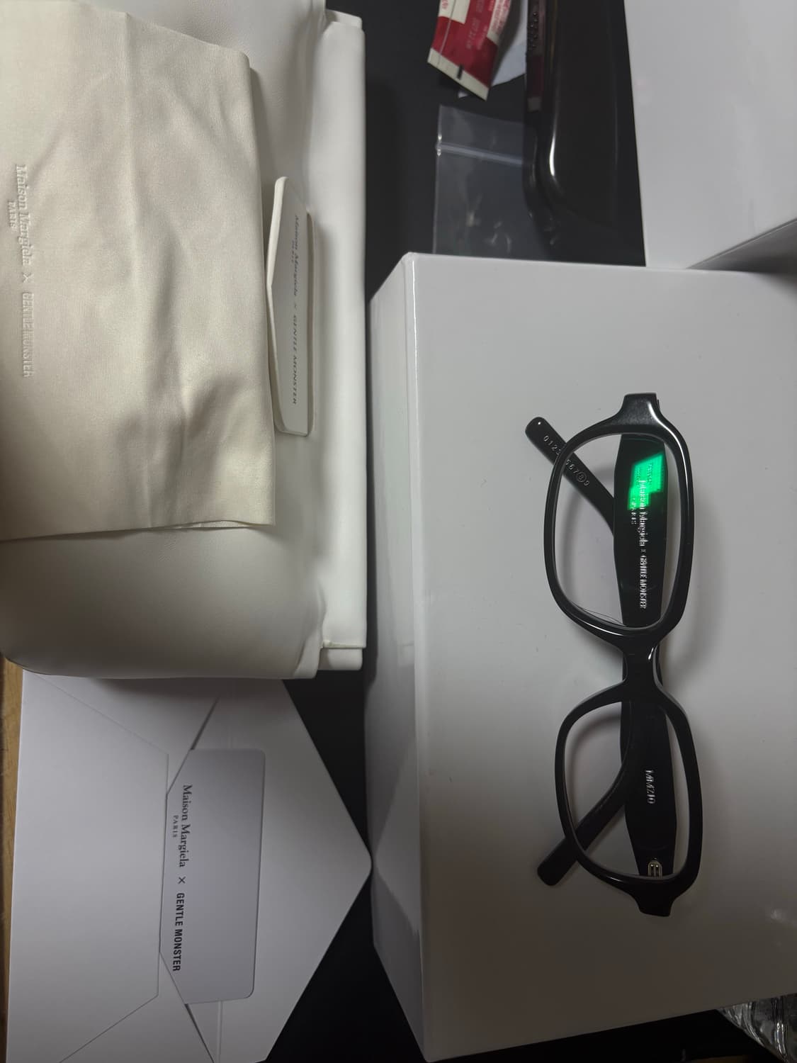 젠틀몬스터 x 메종 마르지엘라 mm210 상품이미지1