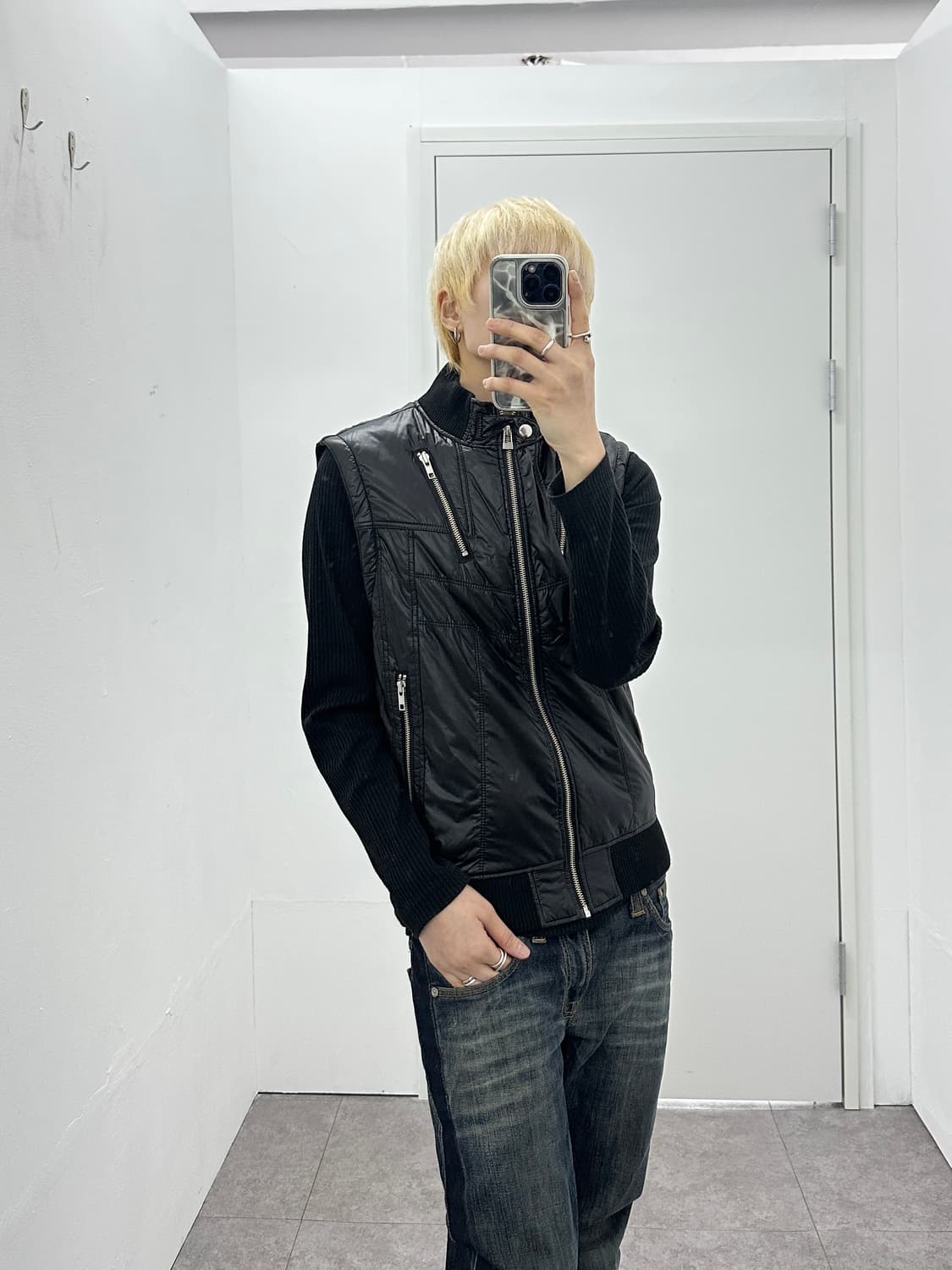 IKKA Detachable Sleeve Zip Detail Padded 상품이미지8