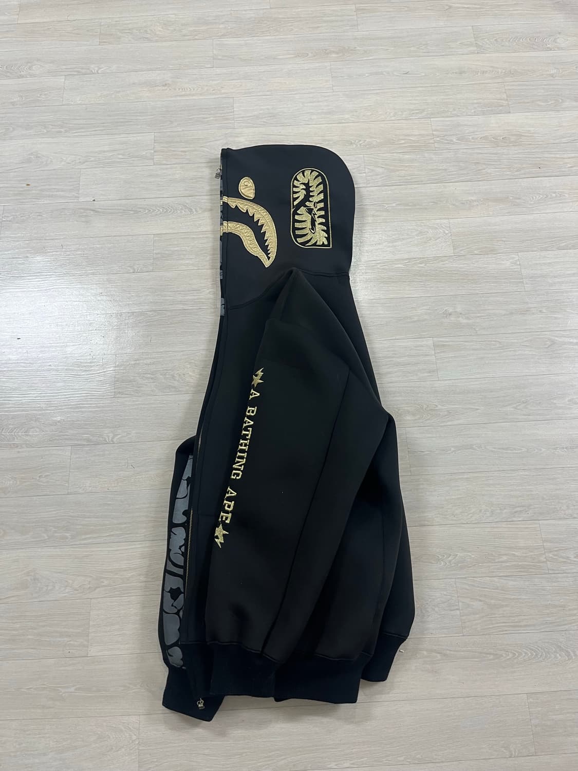 베이프 샤크후드 블랙라벨 상품이미지3