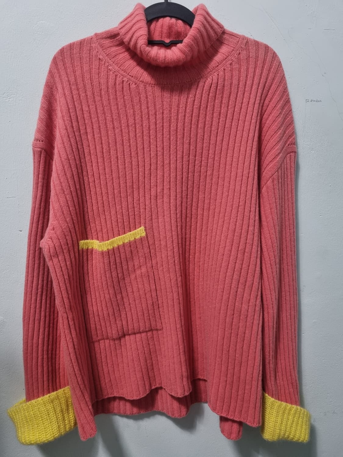 럭키슈에뜨 니트 폴라 티 상품이미지1