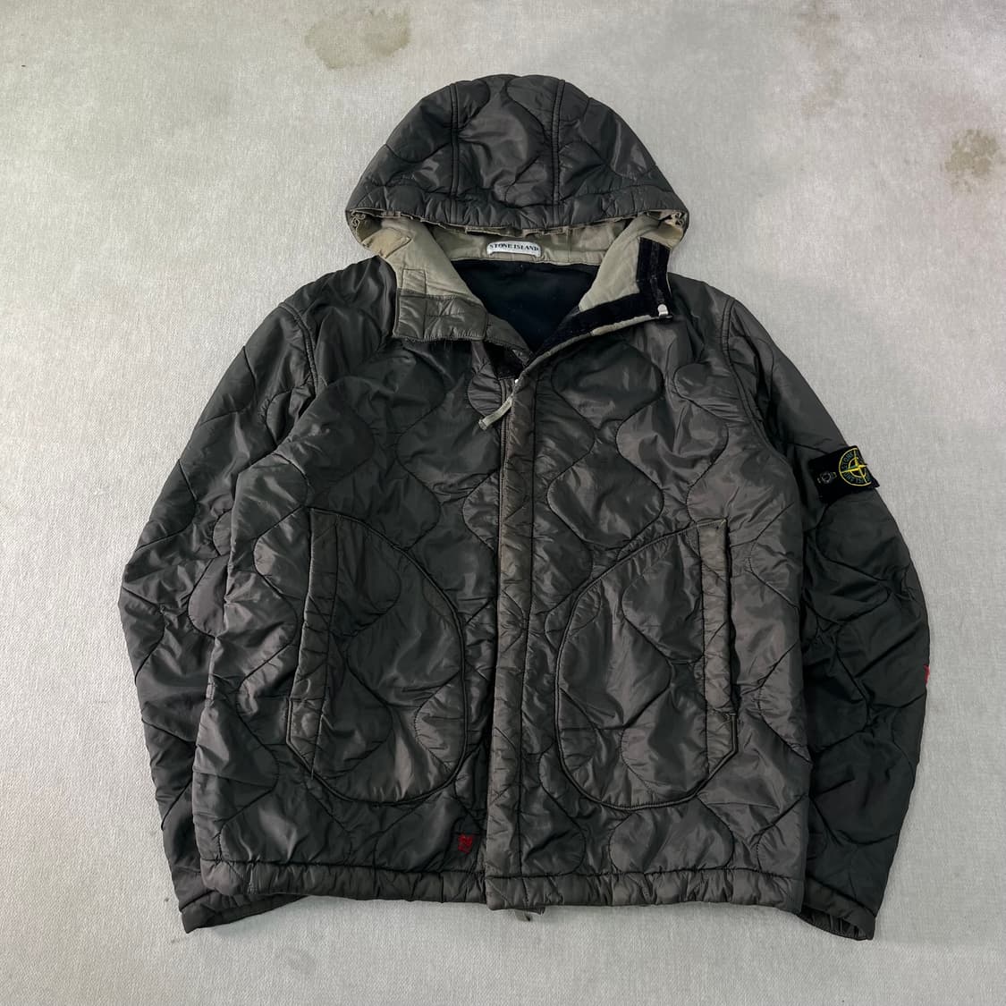 100 스톤아일랜드 90s 퀄팅 카키 자켓 상품이미지1