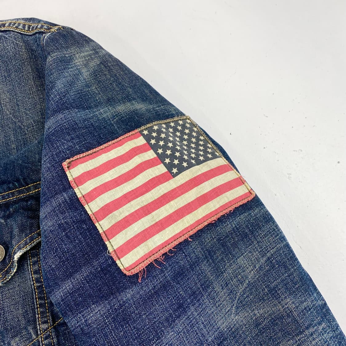 폴로 데님&서플라이 성조기 양털 데님 트러커 자켓 (98) 상품이미지3