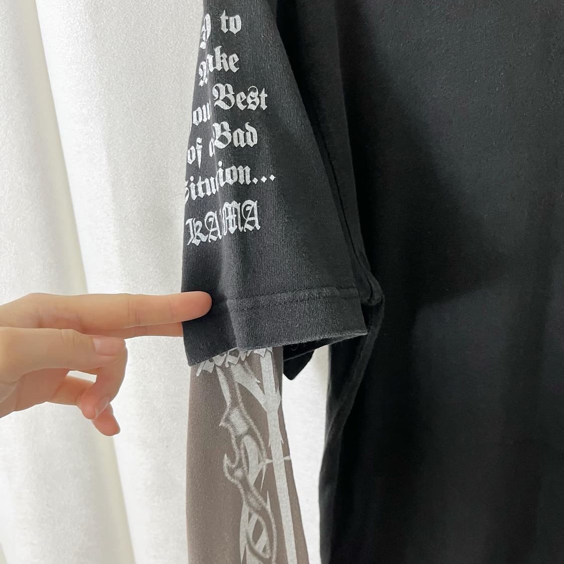 빈티지 블랙 프린팅 포인트 롱슬리브 상품이미지4