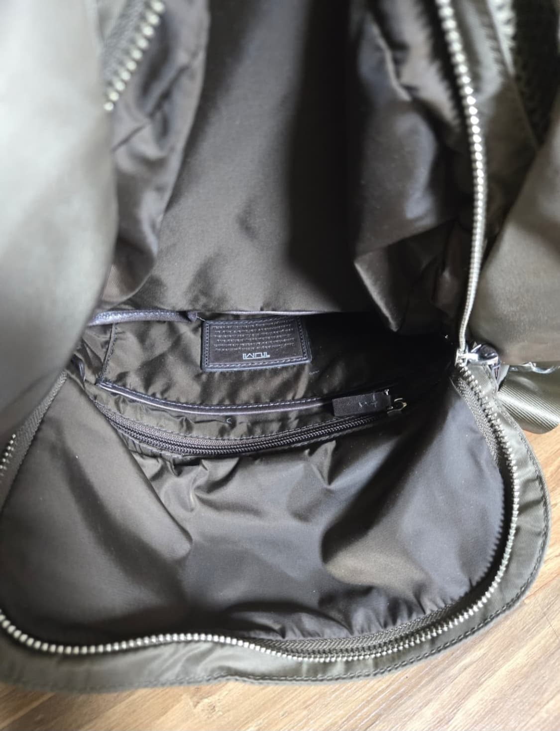 TUMI 발리 백팩 - 카키 상품이미지4