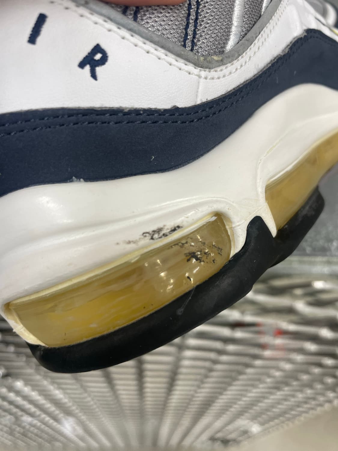 나이키 에어맥스 98 투어 옐로우 270  상품이미지7