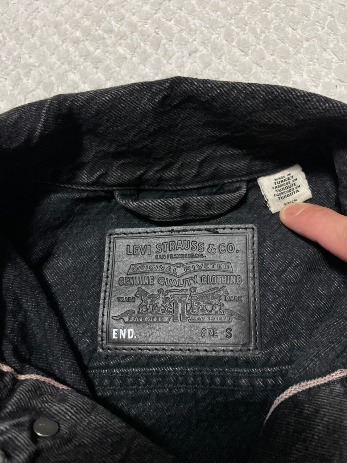 END X 리바이스 콜라보 페인티드 컬렉션 타입3 데님 트러커 청자켓 상품이미지5