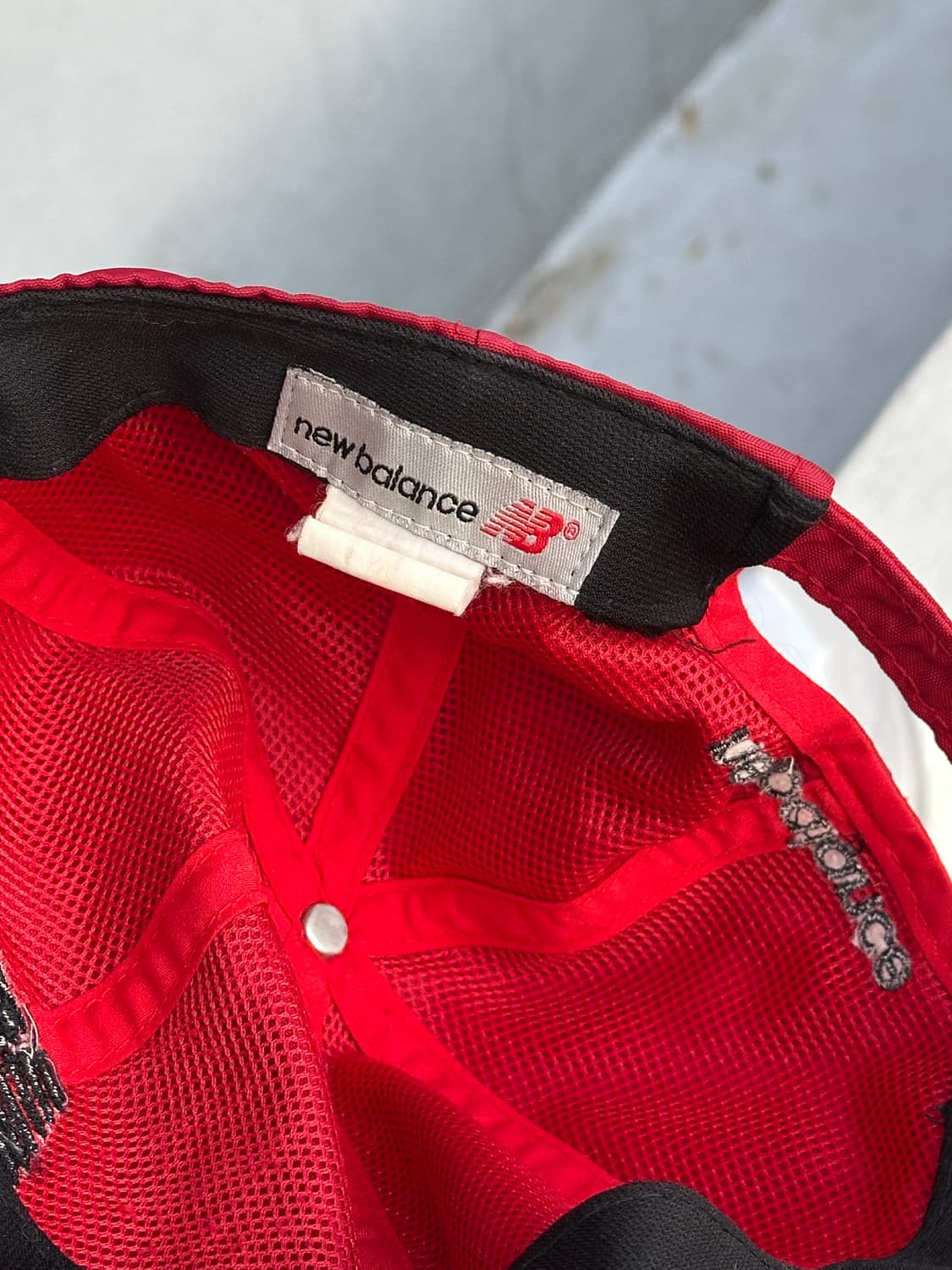 [M] 뉴발란스 로고 레드 나일론 볼캡 모자 상품이미지6