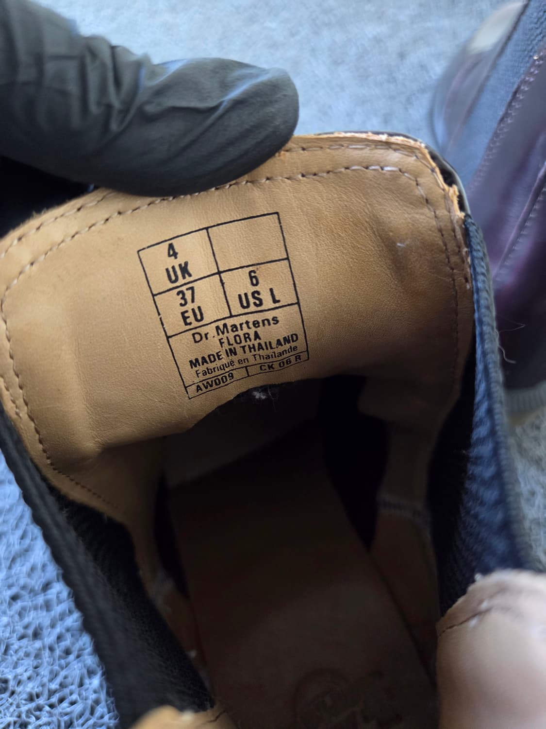 닥터마틴 플로라 버건디 첼시 부츠
Uk4 상품이미지7