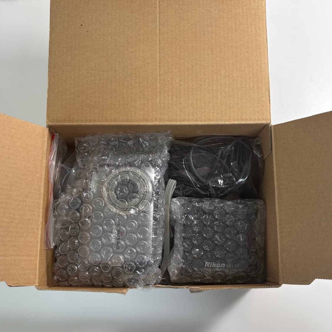 풀박스) 니콘 쿨픽스p4 상품이미지5