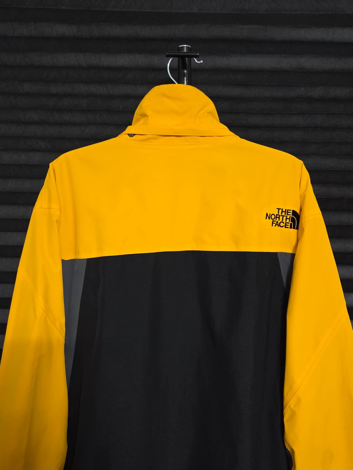 [노스페이스] 하이벤트 바람막이 자켓 판매합니다. 상품이미지6