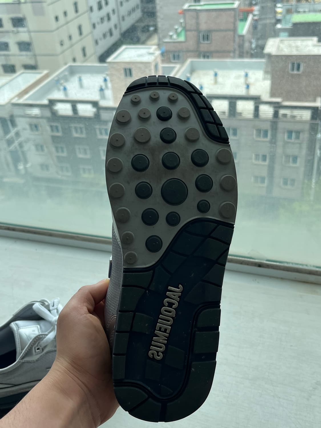 나이키 x 자크뮈스 에어맥스 1 '86 메탈릭 실버 미드나잇 네이비 상품이미지7