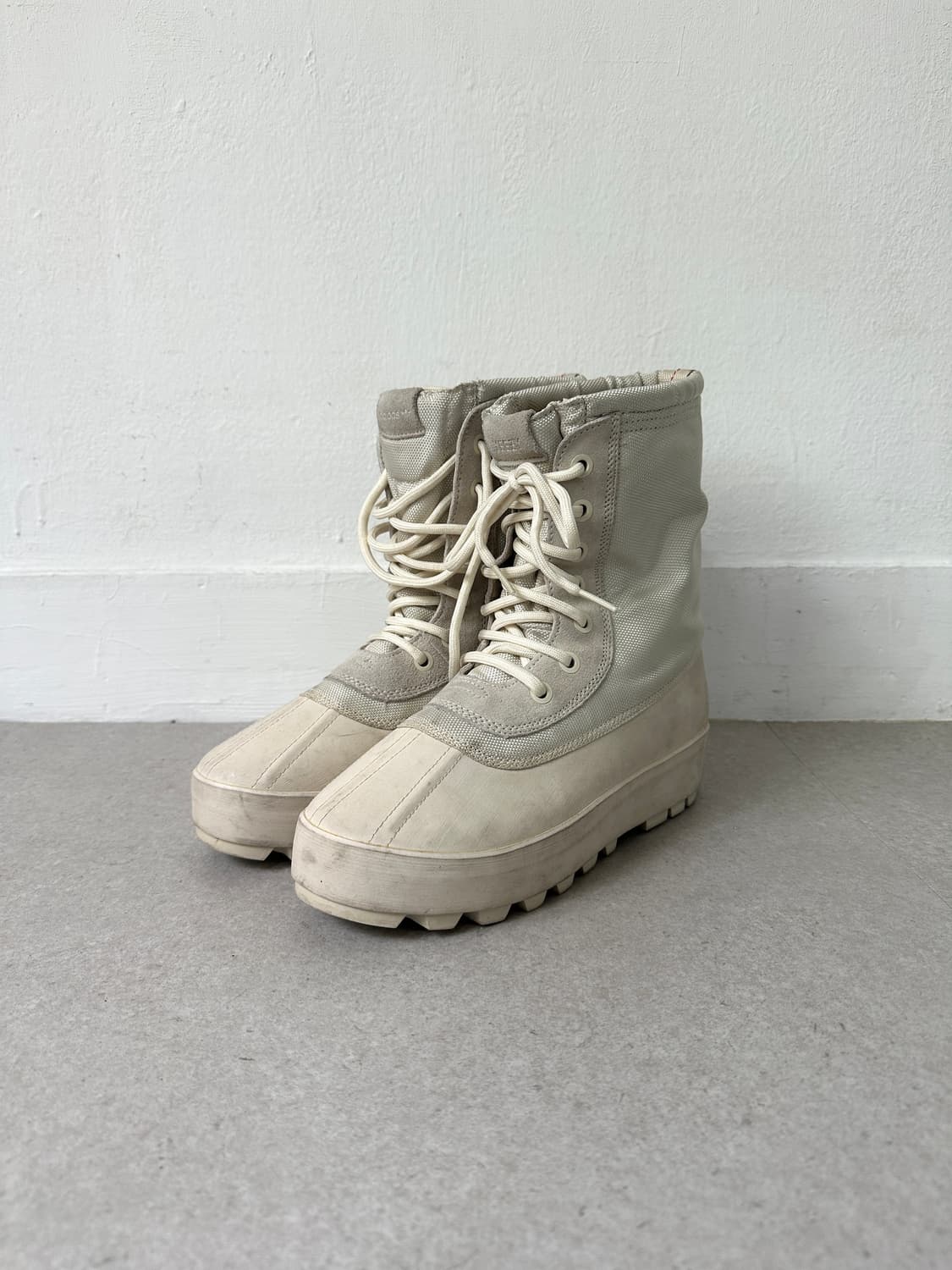 YEEZY 950 초기 하이탑 부츠 피요테 상품이미지1